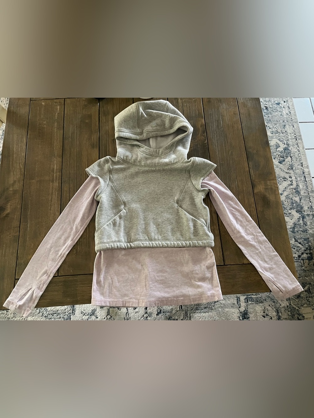 Ivivva Girls size 8 Layered Hooded Top in Light Gray and Pale Pink